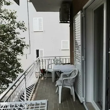 Sobe Centar 4* Baška Voda